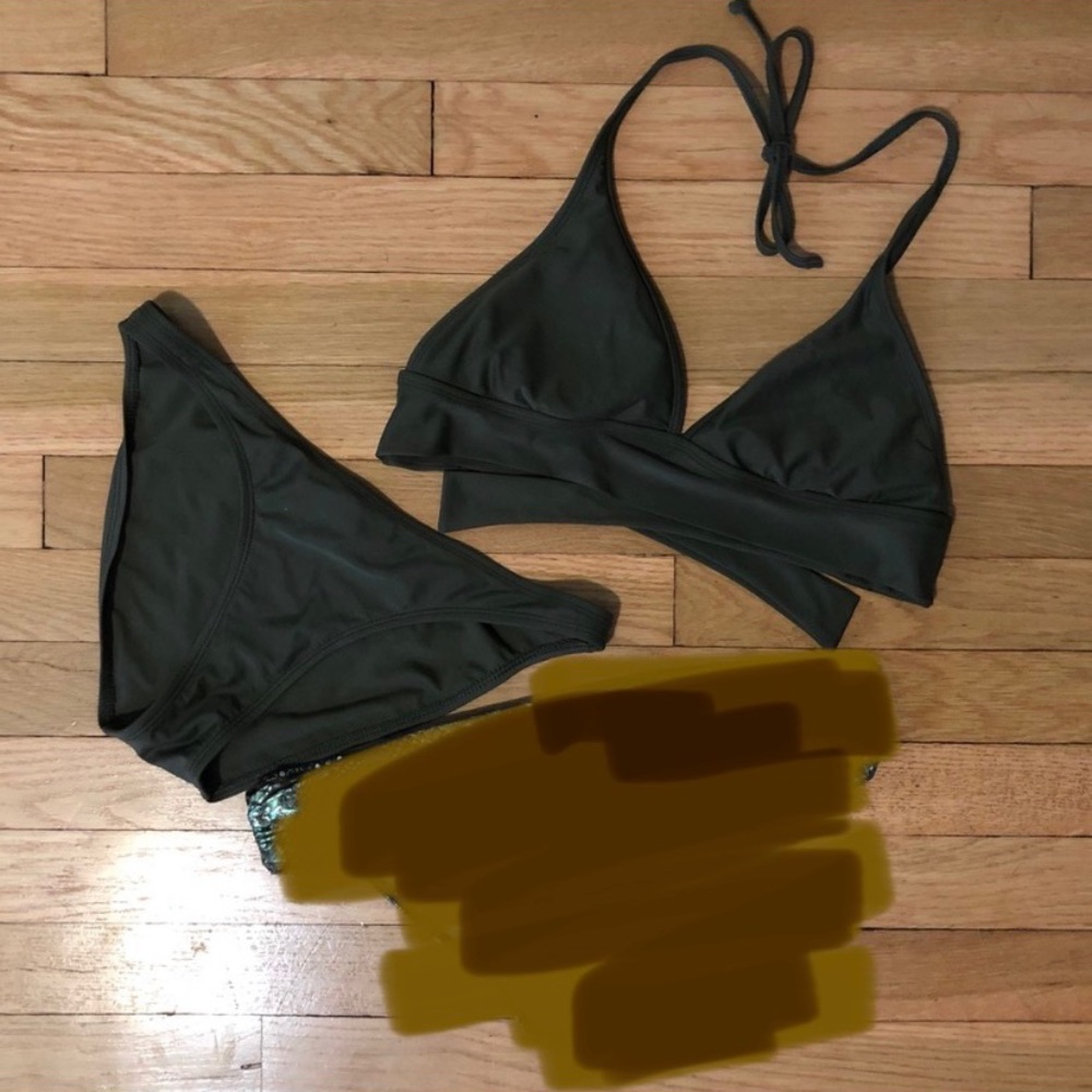 Body Glove • Bikini Set